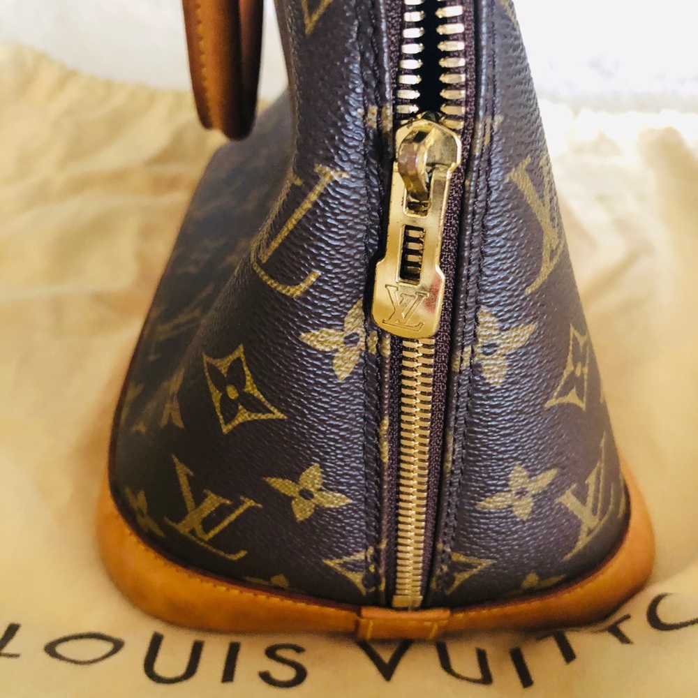 EUC Authentic Louis Vuitton in excellent condition - Picture 6 of 15
